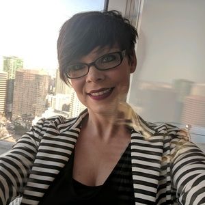 Meet your Posher, Stacie